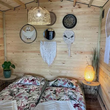 Luxury tent Pole Namiotowe Rumiana Dolina Rybno (Dzialdowo)